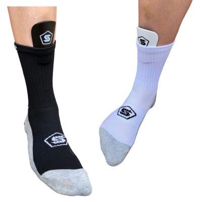 Black & White - Grip socks & mini shin pads